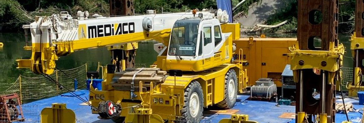 Opération de levage sur le pont en haute-garonne